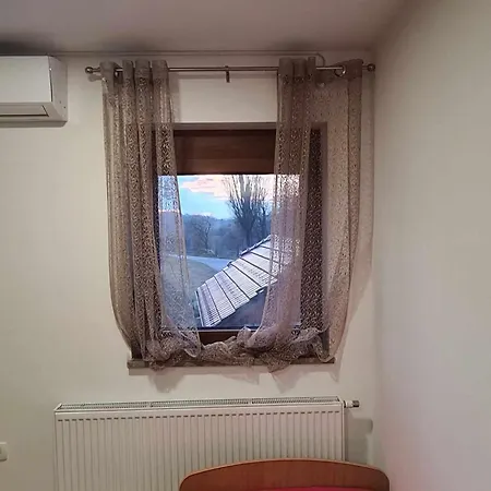 Turisticno - Izletniska Kmetija Zerjav *