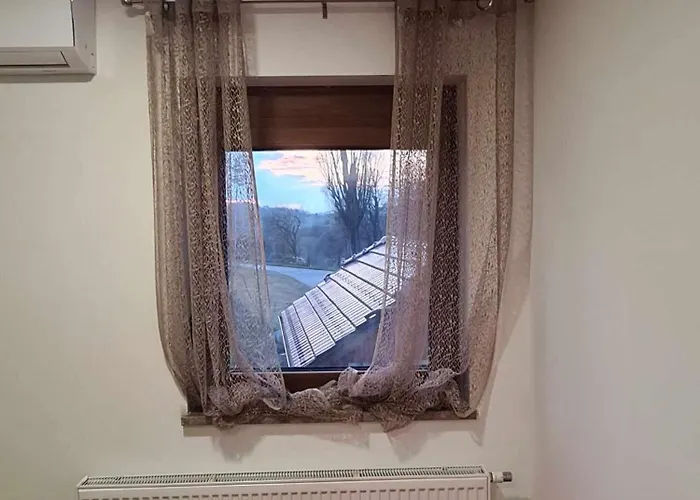 Turisticno - Izletniska Kmetija Zerjav *